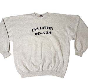 Vtg Hanes Mens Crewneck Sweatshirt USS Laffey DD-724 Spell Out Pull Over XL Gray